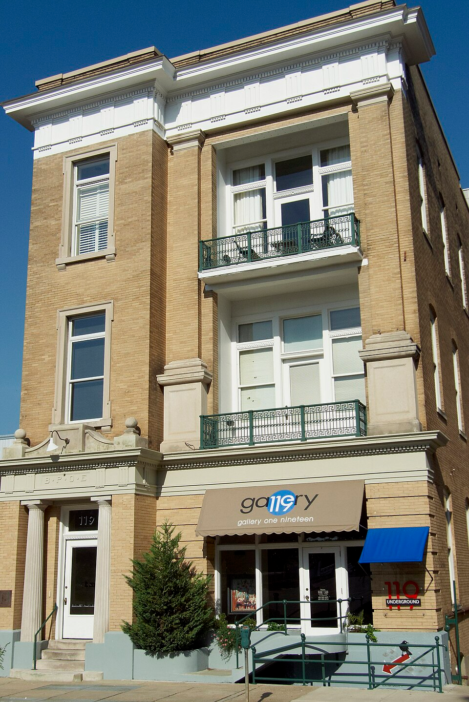 Street-level photo: 119 President Street