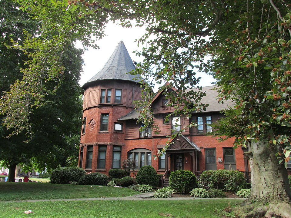 Street-level photo: Erwin Home for Worthy and Indigent Women, New Britain Connecticut
